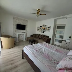 https://kardos-apartman.hotels-hajduszoboszlo-hungary.com