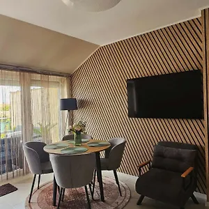 Hetvezer Penthouse , Segedín Maďarsko
