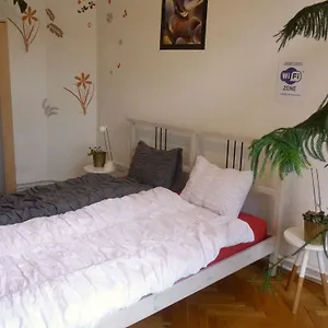 Gaia Astoria Hostal