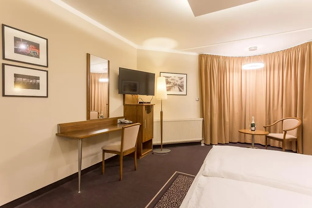 Szőnyi Garden Hotel Pest Budapest Ungarn